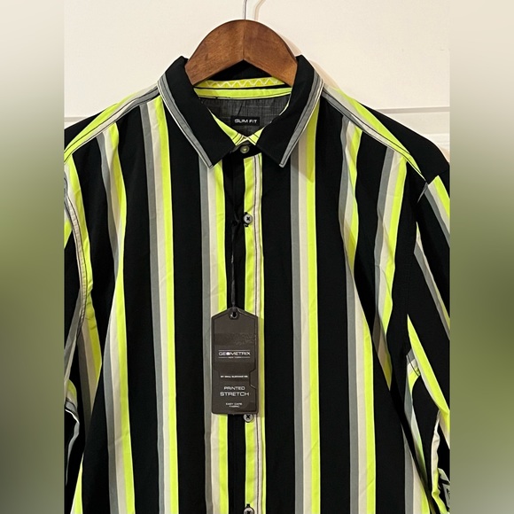 🎁 NWT! Geometrix New York Striped Button Down Shirt. - Picture 4 of 15